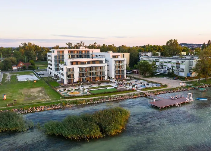 Sunset Resort 311